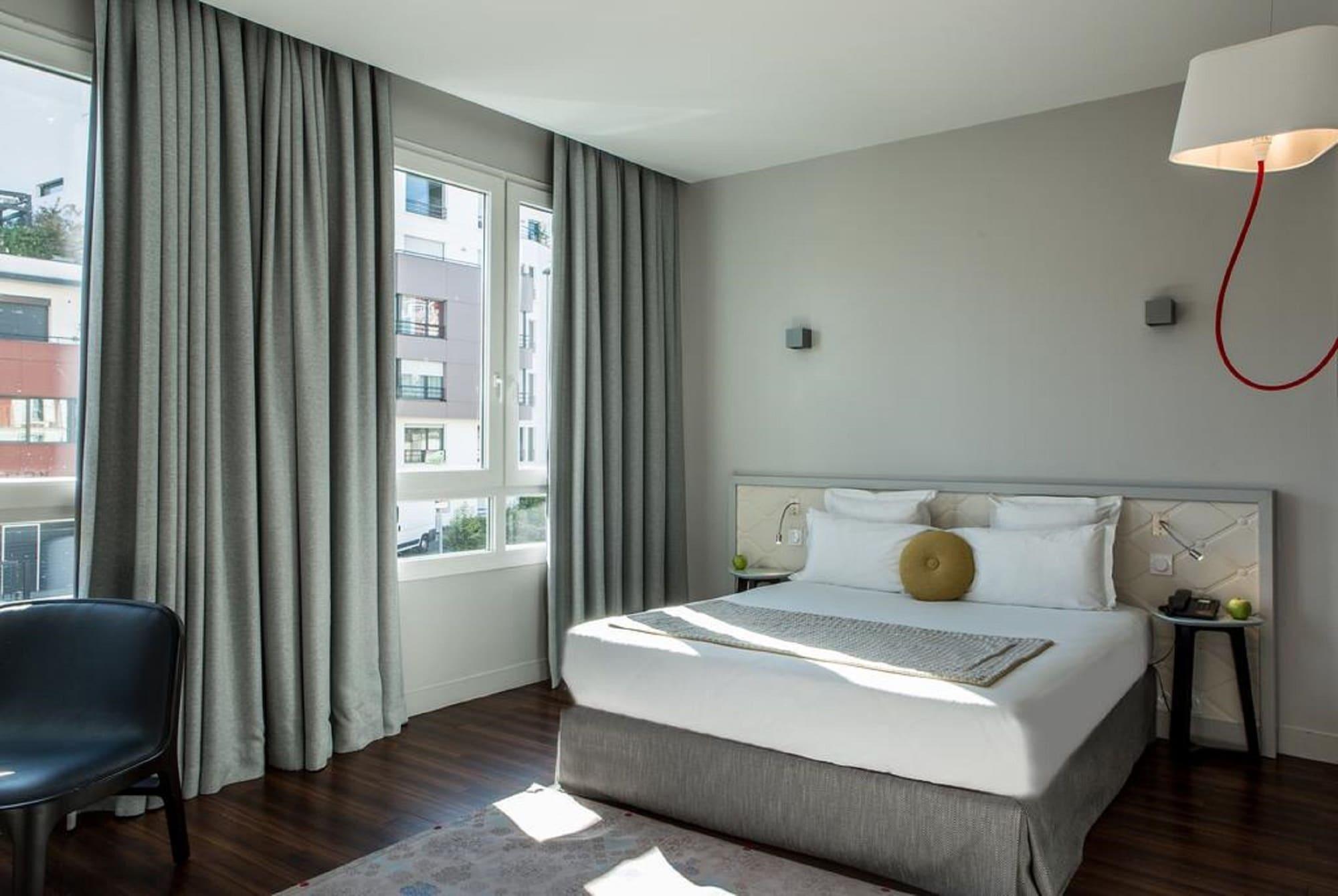 Hotel Atrium Suresnes