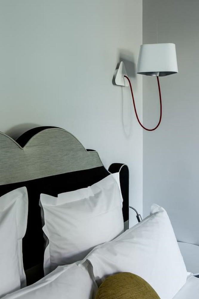 Atrium Hotel Suresnes